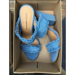 NEW - Lucky Brand Mkennah denim heel - size 8.5
